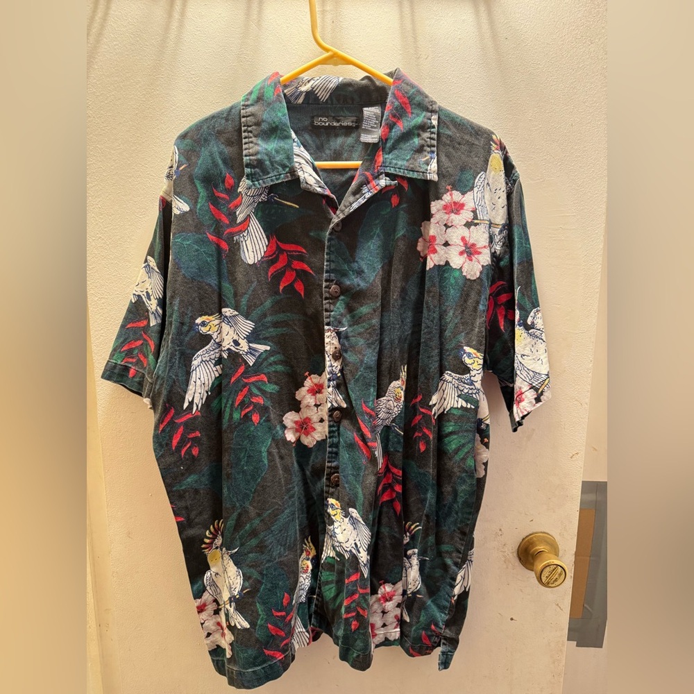 No Boundaries Floral and Bird Print Men's Shirt